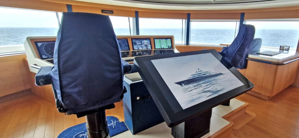 Superyacht bridge